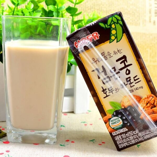  Sữa hạt óc chó hạnh nhân đậu đen Sahm yook Hàn Quốc - 140ml/hộp (24 hộp)